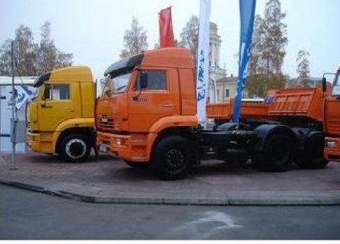 KamAZ 5460 - l'ammiraglia della moderna sella KamAZ.