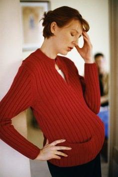 Come abbattere la temperatura durante la gravidanza con i rimedi popolari?