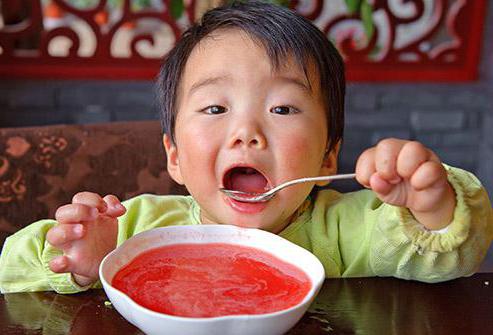 quanti mesi può il bambino iniziare a mangiare pomodori 