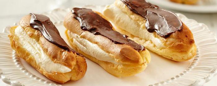 Eclair fatti in casa con latte condensato