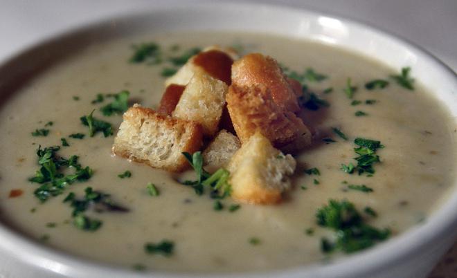 Come cucinare la zuppa di funghi con i funghi?