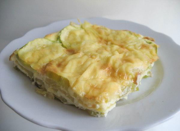 Frittata con zucchine Diverse varianti del piatto