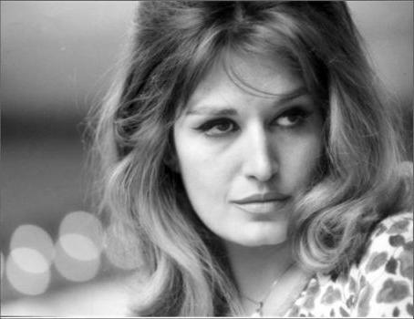 Biografia di Dalida: la vita è una lotta ...