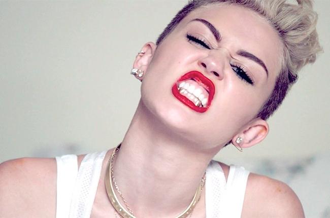 Biografia di Miley Cyrus. Condannato per essere una stella