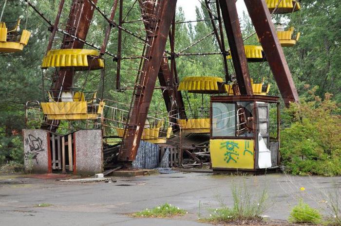 I polacchi srotolarono la ruota panoramica in Pripyat