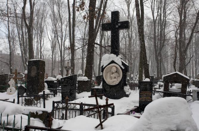 vecchio cimitero tedesco a Mosca 