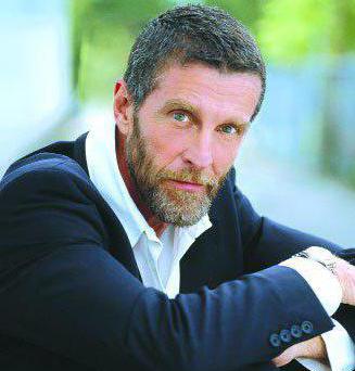 John Glover: biografia e foto