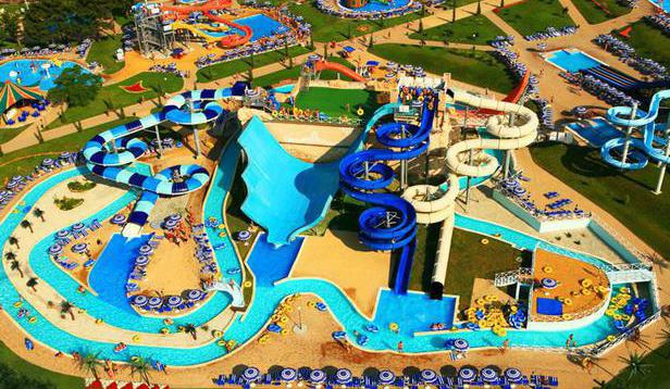 Aquapark (Kabardinka) "Hellas" e altre istituzioni. Caratteristiche e recensioni comparative