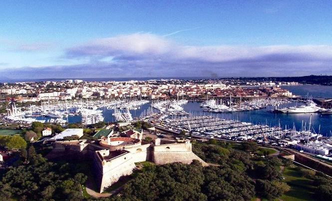 Antibes, Francia - la perla dell'intimità e dell'anima francese