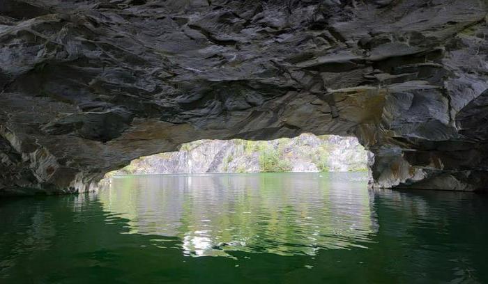 immagini del lago di marmo