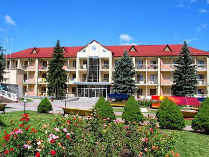 Sanatorio "Khmelnik". Rassegna delle località di cura del resort balneare Khmilnik (regione Vinnytsia, Ucraina)