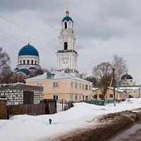 monastero della regione di Kaluga nel deserto di Tikhonov